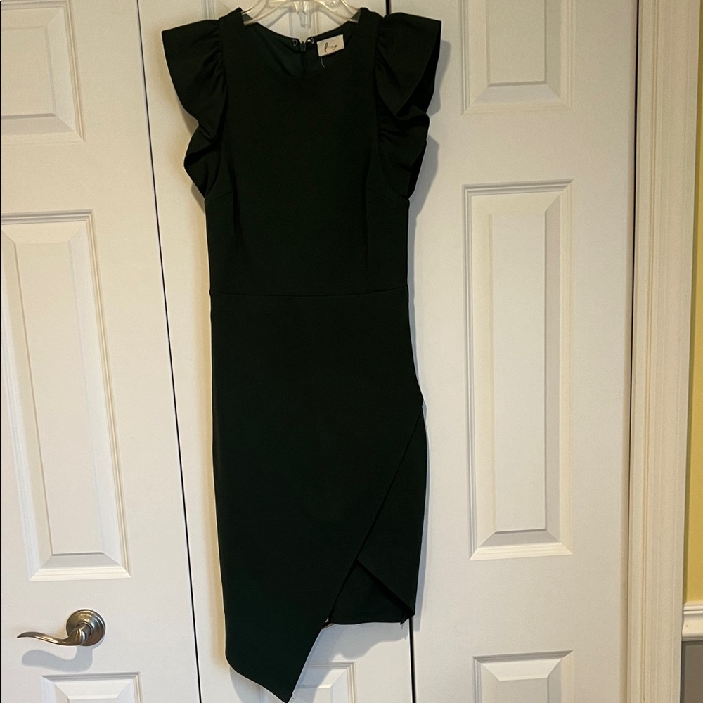 Elegant Dark Green Ruffle Sleeve Dress